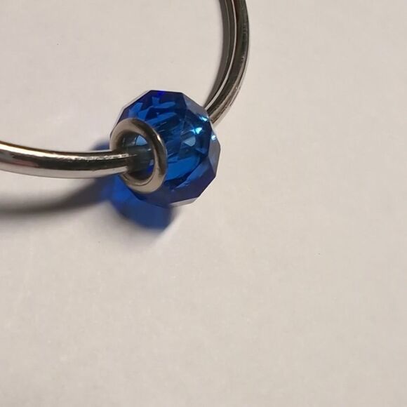 Silver and Blue Faceted Glass Charm for‎ Pandora Style Bracelet - Picture 2 of 2